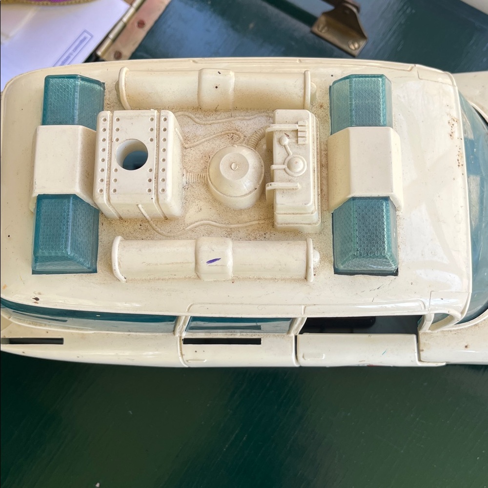 Ghostbusters Cream Toy Car, As is - Picture 2 of 6